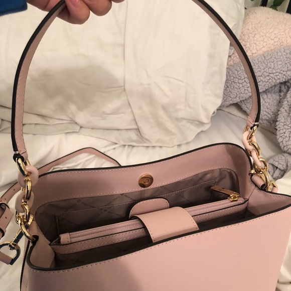 Micheal Kors Sofia bag - Picture 4 of 7